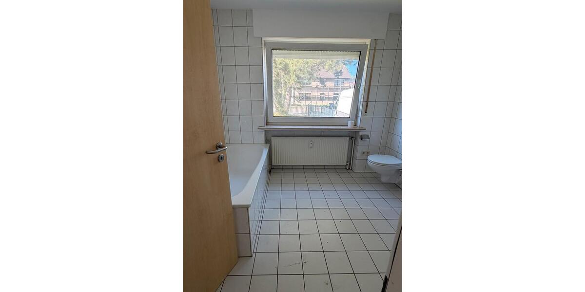 Etagenwohnung Barntrup - 2 Zimmer, 80 m&sup2;, 790&euro; | Angebot:25368122
