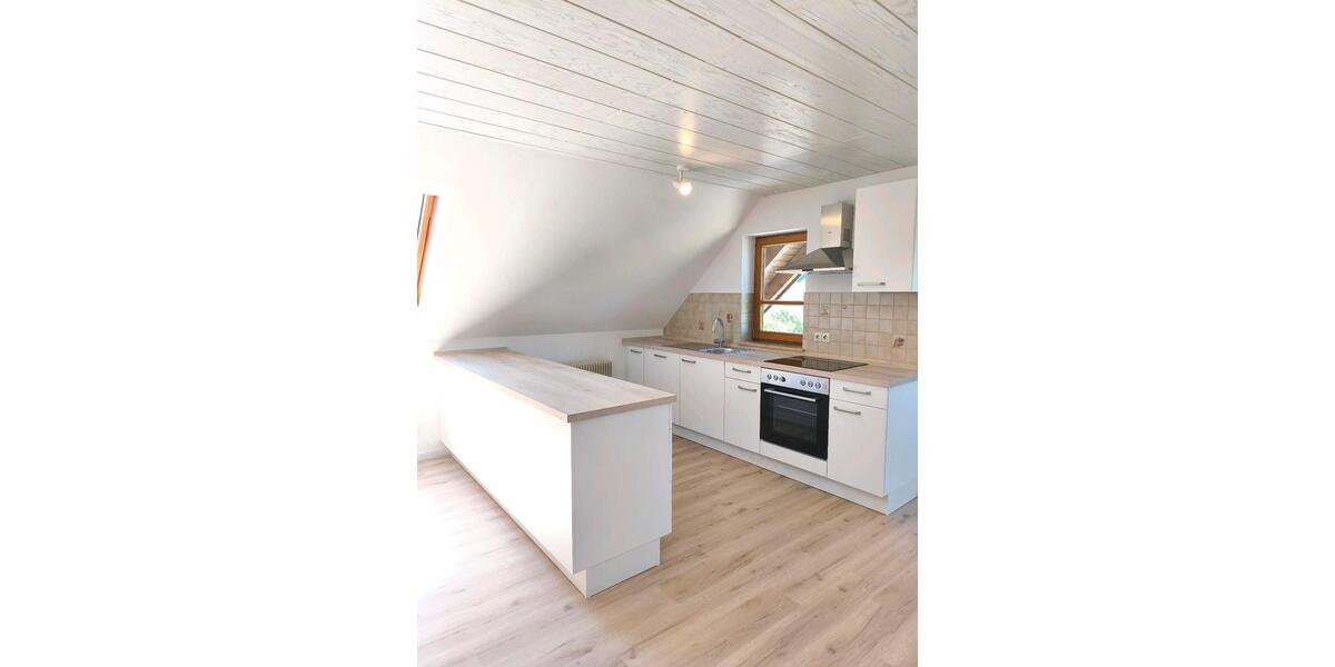 Dachgeschoßwohnung Engen - 3.5 Zimmer, 85 m&sup2;, 820&euro; | Angebot:26697102