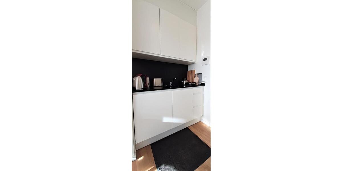 Dachgeschoßwohnung Berlin Friedrichshain-Kreuzberg - 1 Zimmer, 32 m&sup2;, 950&euro; | Angebot:26633430
