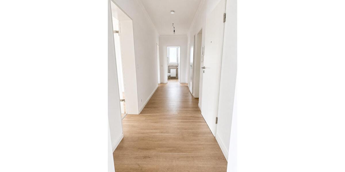 Erdgeschoßwohnung Solingen Burg - 3 Zimmer, 98 m&sup2;, 1.560&euro; | Angebot:26625144