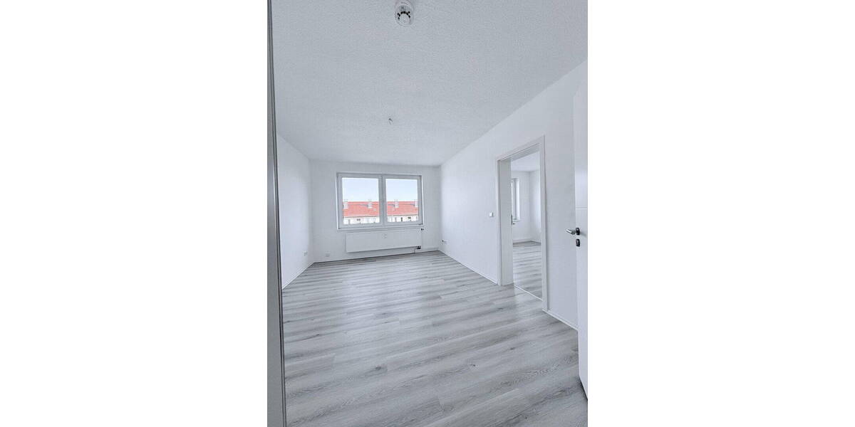 Etagenwohnung Apolda - 2 Zimmer, 47 m&sup2;, 450&euro; | Angebot:26173728