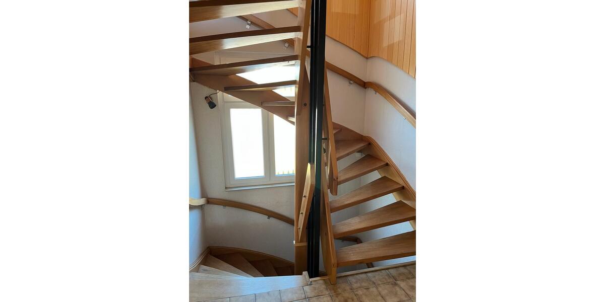 Einfamilienhaus Wolfenbüttel Ahlum - 8 Zimmer, 180 m&sup2;, 2.200&euro; | Angebot:25980738