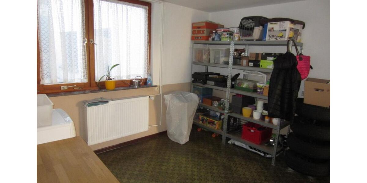 Gemütliche DHH mit 3 ZKB und Stellplatz in Bad Schwalbach-OT 3 zimmer