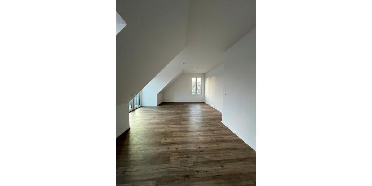 Dachgeschoßwohnung Neustadt in Holstein - 2 Zimmer, 78 m&sup2;, 1.031&euro; | Angebot:23904261