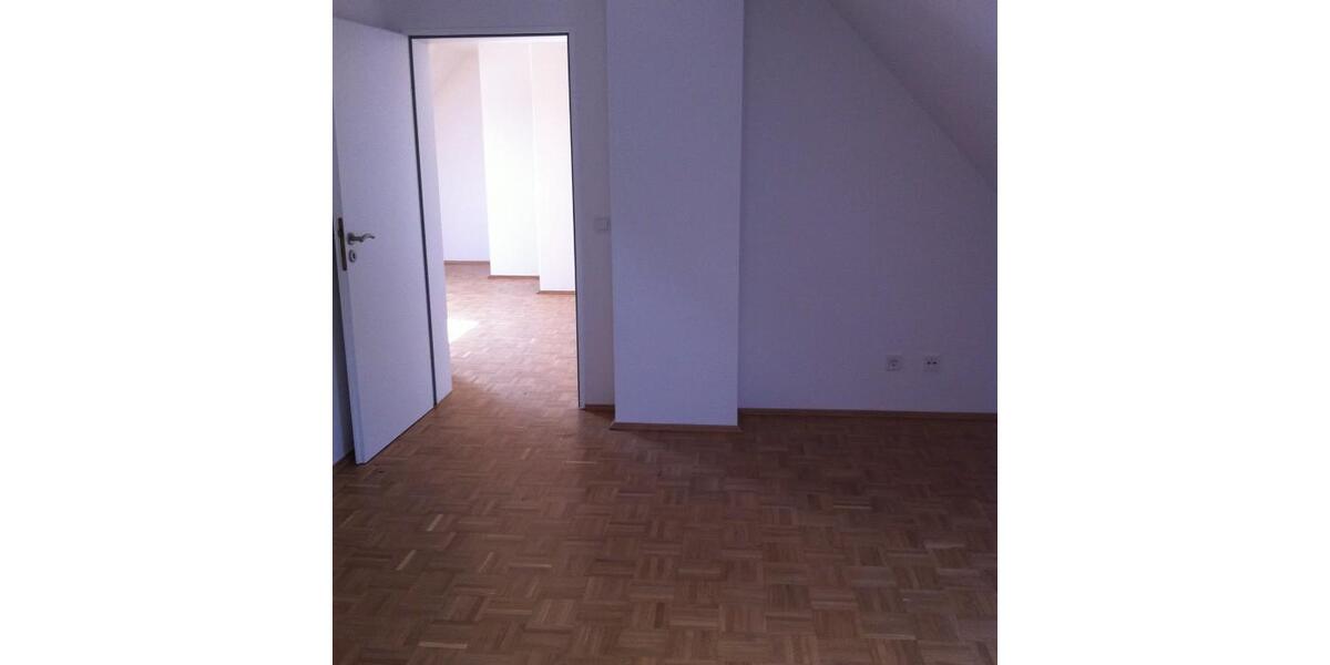 Maisonettenwohnung Essen Stadtbezirk III - 4.5 Zimmer, 120 m&sup2;, 1.030&euro; | Angebot:26490858