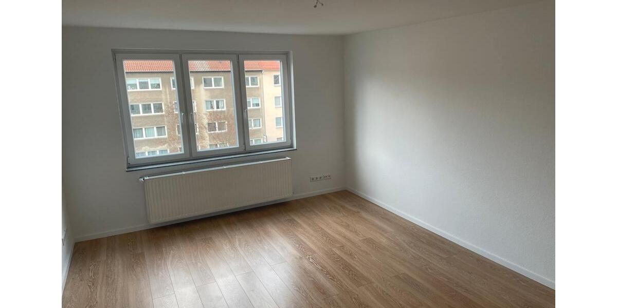 Etagenwohnung Hannover Vahrenwald-List - 3 Zimmer, 75 m&sup2;, 1.100&euro; | Angebot:26024224