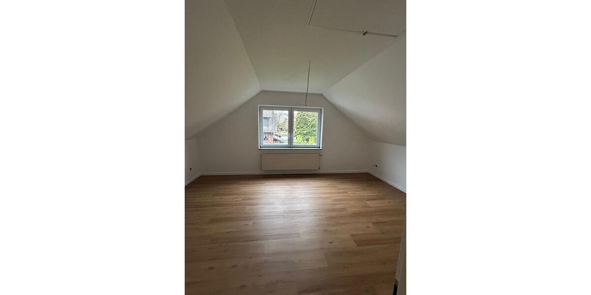 Freistehendes Einfamilienhaus zur Miete - ab sofort! 8 zimmer