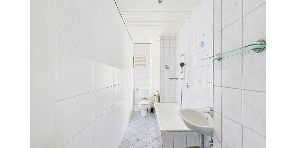 Etagenwohnung Wilhelmshaven Heppens - 5 Zimmer, 99 m&sup2;, 800&euro; | Angebot:24700470