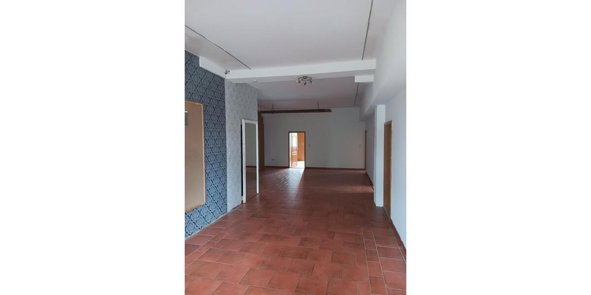 Erdgeschoßwohnung Neustadt am Rübenberge - 5 Zimmer, 160 m&sup2;, 990&euro; | Angebot:26646456