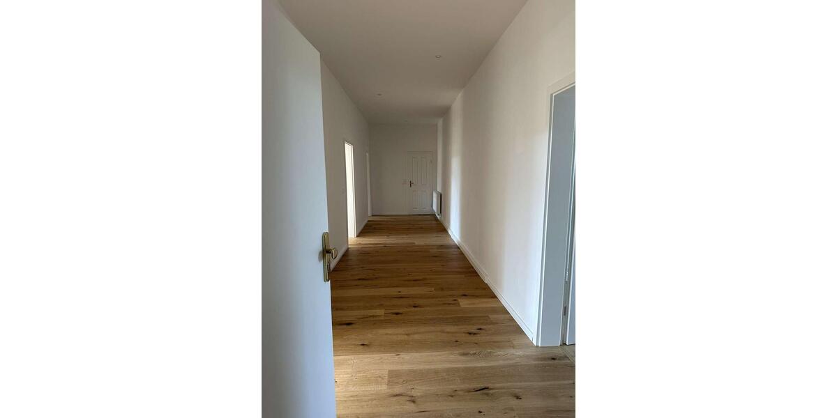 Etagenwohnung Arnstadt - 3 Zimmer, 110 m&sup2;, 1.122&euro; | Angebot:26644750