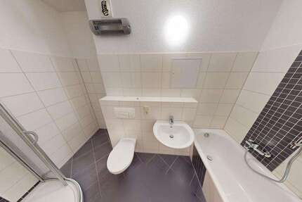 Wohnung zum Mieten in Chemnitz 410 € 72.64 m² 3 zimmer