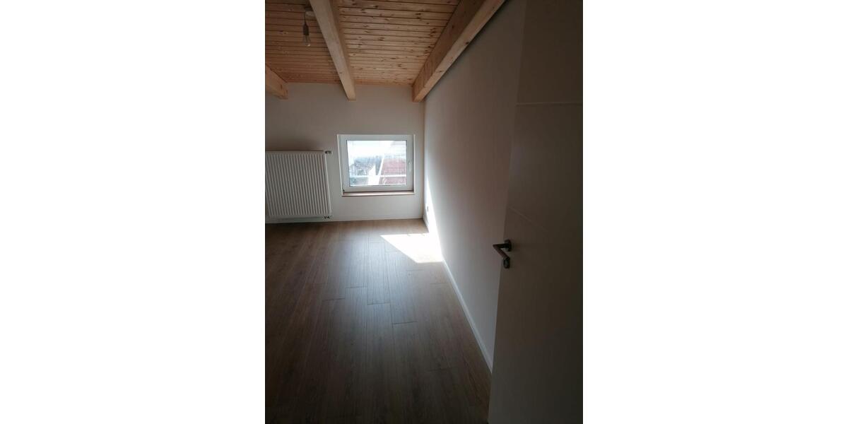 Dachgeschoßwohnung Güstrow - 3 Zimmer, 98 m&sup2;, 930&euro; | Angebot:25440690