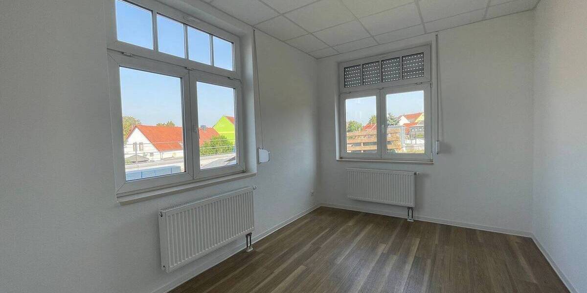 Gewerbeobjekt Dessau-Roßlau Roßlau - 1 Zimmer, 260 m&sup2;, 1.857&euro; | Angebot:26080613
