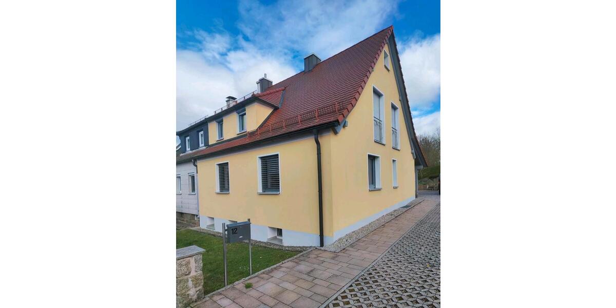 Doppelhaushälfte Erbendorf Pfaben - 4 Zimmer, 105 m&sup2;, 999&euro; | Angebot:26272537