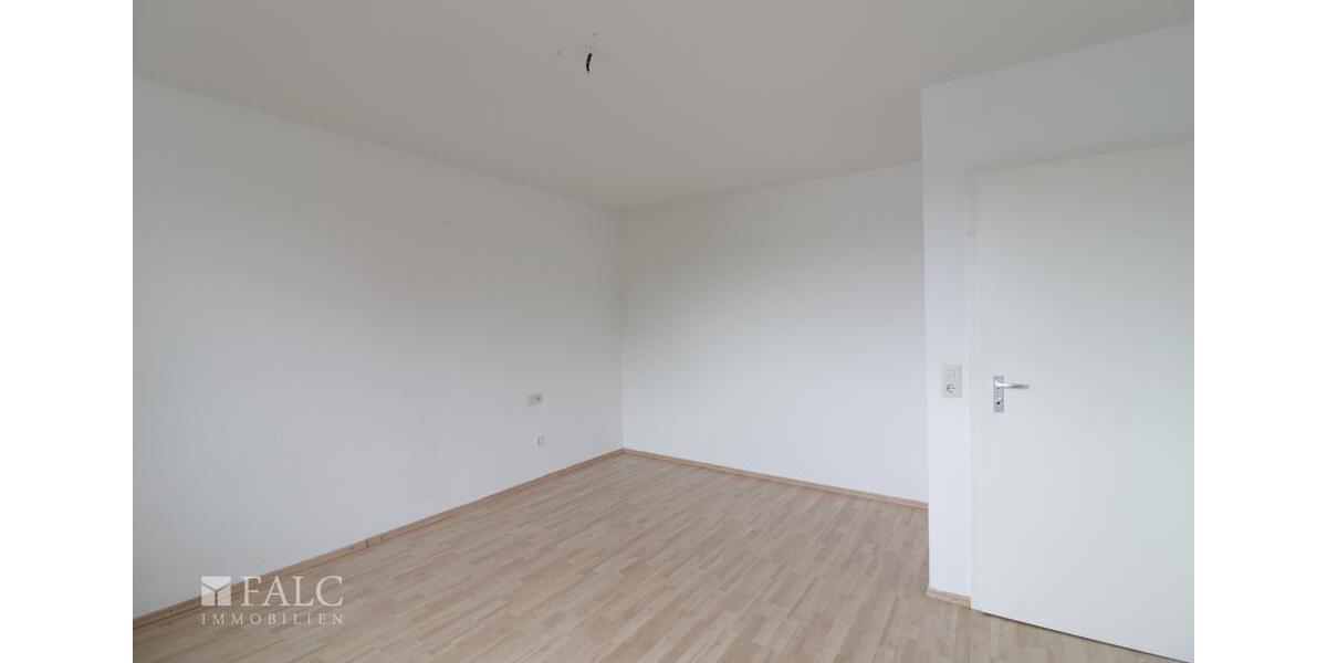 Etagenwohnung Eschweiler - 4 Zimmer, 90 m&sup2;, 720&euro; | Angebot:26130973
