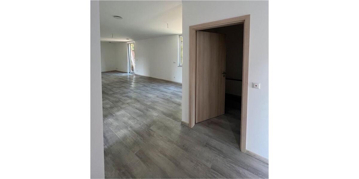 Etagenwohnung Wilnsdorf - 4 Zimmer, 120 m&sup2;, 1.320&euro; | Angebot:24218122