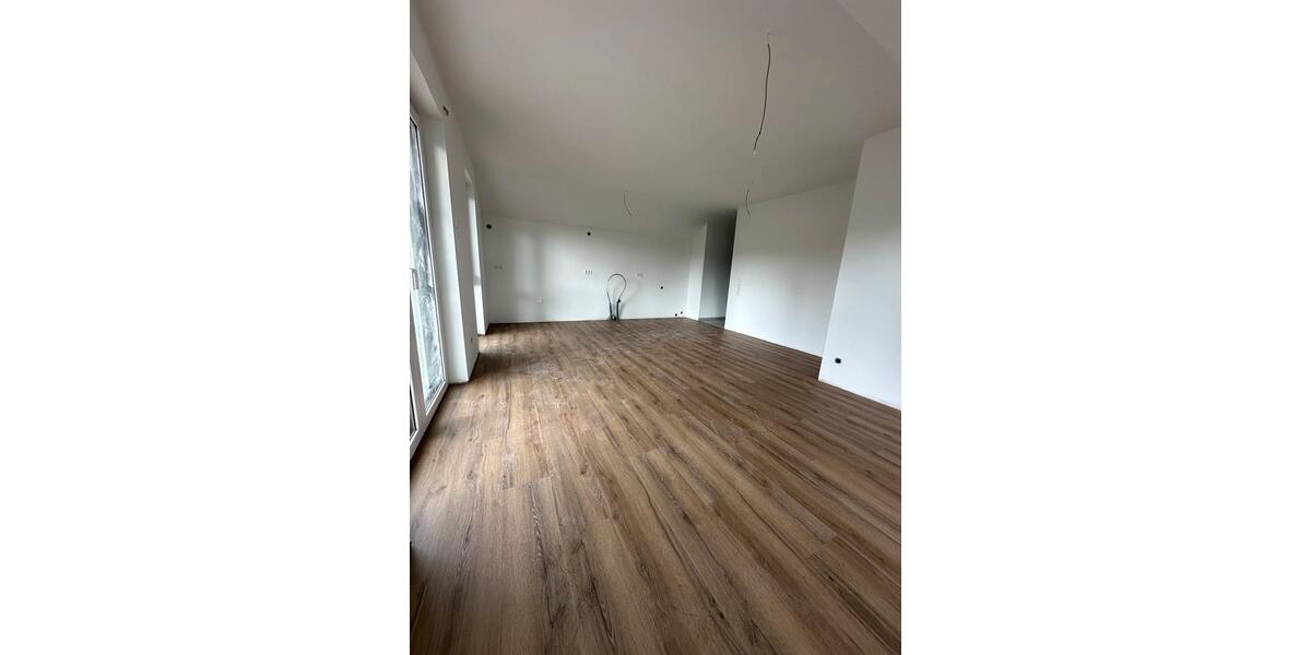 Dachgeschoßwohnung Osnabrück Gretesch - 2 Zimmer, 67 m&sup2;, 1.005&euro; | Angebot:26565993