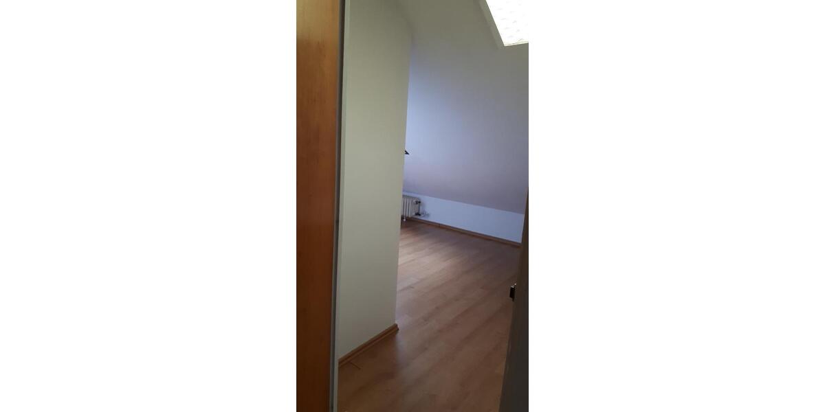 Dachgeschoßwohnung Köln Kalk - 2 Zimmer, 50 m&sup2;, 725&euro; | Angebot:26679371