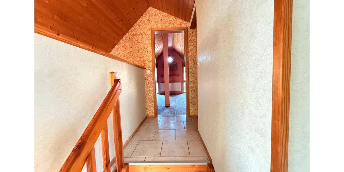 Einfamilienhaus Nordstemmen - 3 Zimmer, 125 m&sup2;, 1.250&euro; | Angebot:25082183