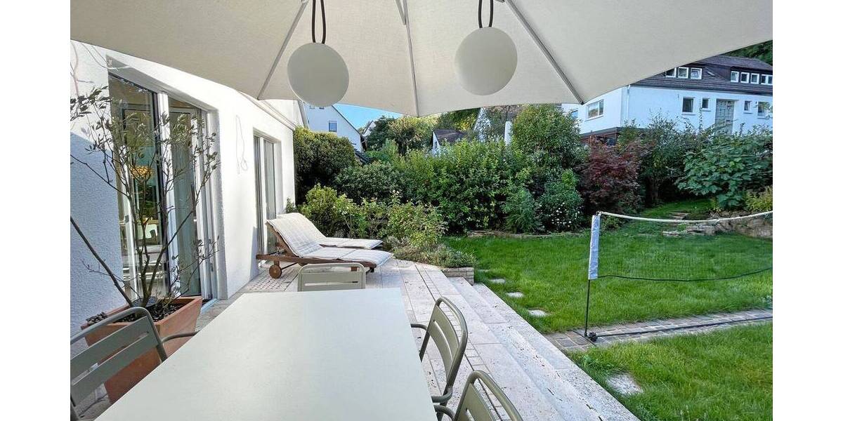 Einfamilienhaus Stuttgart Süd - 5 Zimmer, 215 m&sup2;, 4.500&euro; | Angebot:26779855