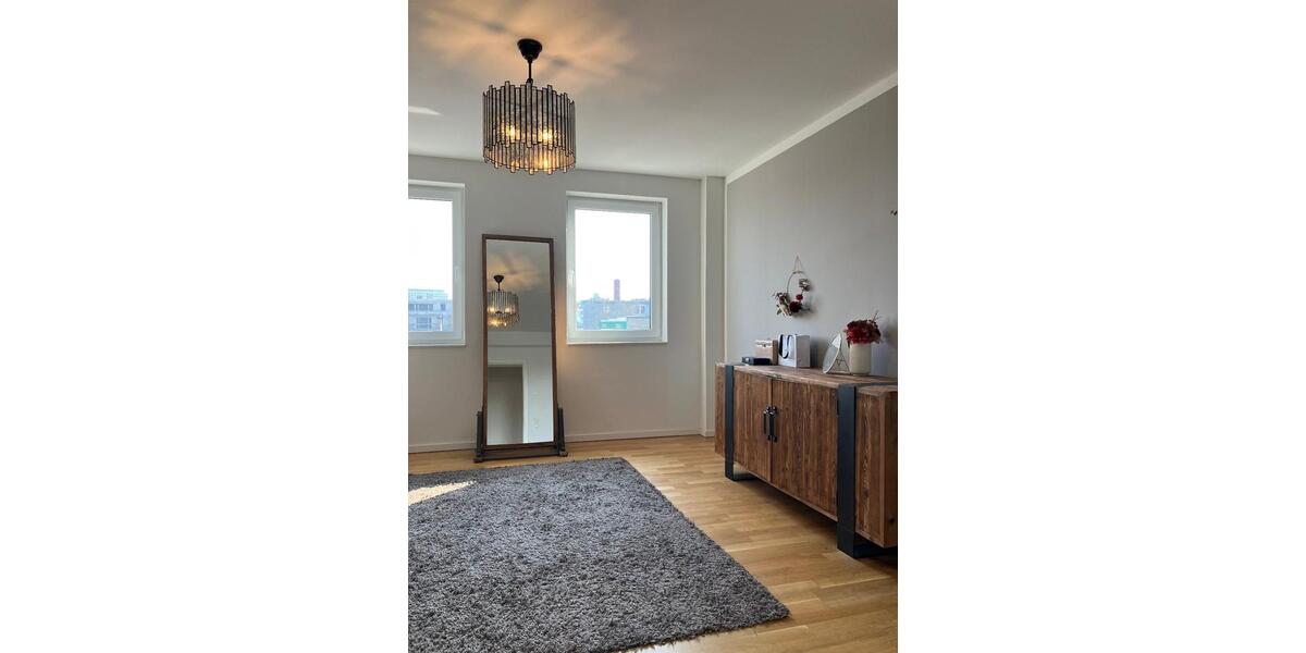 Etagenwohnung Rostock Hansaviertel - 4 Zimmer, 154 m&sup2;, 2.000&euro; | Angebot:23620104