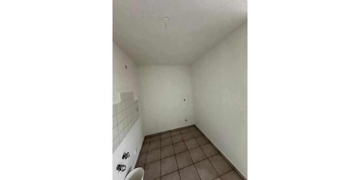 Dachgeschoßwohnung Merseburg - 2 Zimmer, 54 m&sup2;, 395&euro; | Angebot:23531731