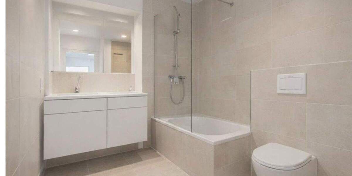 3-Zimmer-Wohnung mit 2 Balkonen - Erstbezug nach laufender Sanierung ab 01.05. 3 zimmer