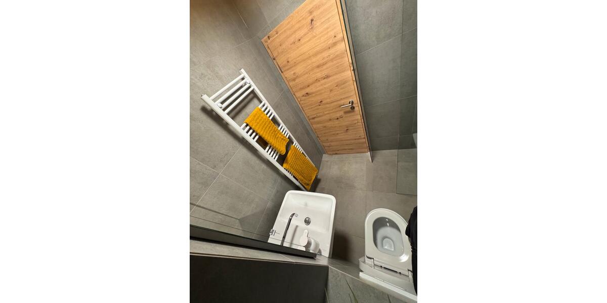 Dachgeschoßwohnung Eschweiler - 2 Zimmer, 45 m&sup2;, 1.300&euro; | Angebot:25640094