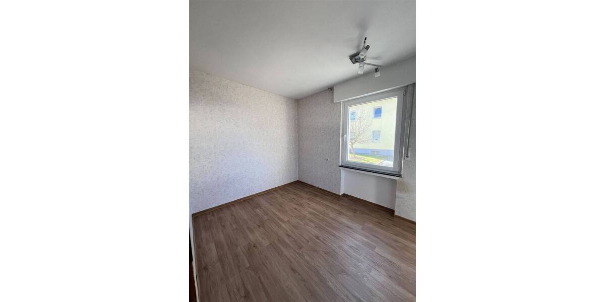 Etagenwohnung Beverungen - 4 Zimmer, 90 m&sup2;, 420&euro; | Angebot:26139139