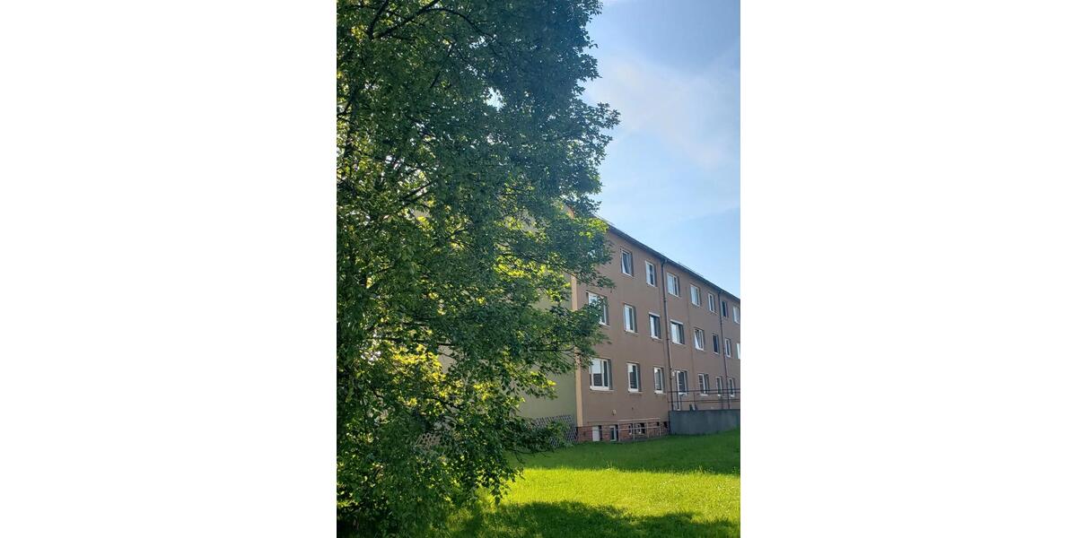 Etagenwohnung Burgstädt - 3 Zimmer, 57 m&sup2;, 350&euro; | Angebot:24729935