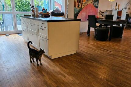 Wohnen auf Zeit Köln Mülheim - 16 Zimmer, 122 m&sup2;, 680&euro; | Angebot:26329575