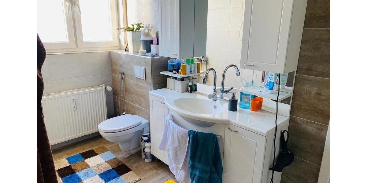 Etagenwohnung Saarbrücken West - 3 Zimmer, 95 m&sup2;, 650&euro; | Angebot:25226111