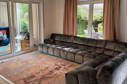 Haus zum Mieten in Frankfurt 2.550 € 145 m²