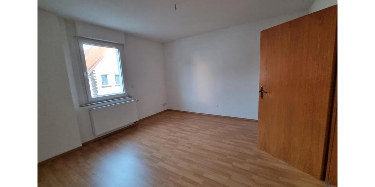 Etagenwohnung Höxter - 2 Zimmer, 72 m&sup2;, 500&euro; | Angebot:26700482