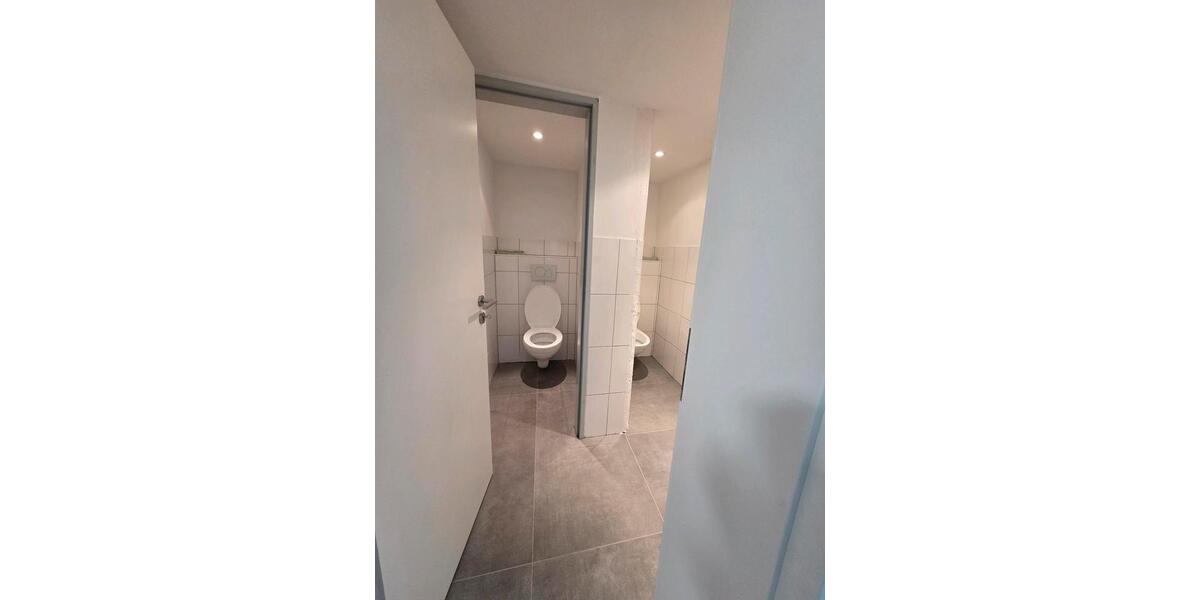 Etagenwohnung Köln Porz - 3 Zimmer, 140 m&sup2;, 2.500&euro; | Angebot:26648895