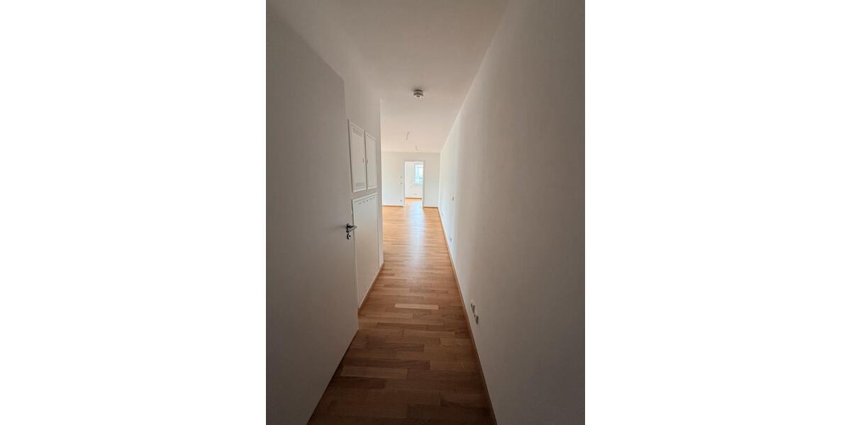 Erdgeschoßwohnung Coburg - 2 Zimmer, 61 m&sup2;, 1.100&euro; | Angebot:26018674