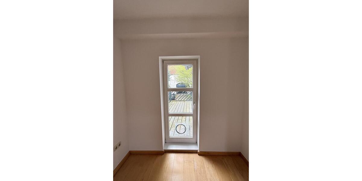Maisonettenwohnung Hofheim am Taunus - 3 Zimmer, 97 m&sup2;, 1.200&euro; | Angebot:26198029