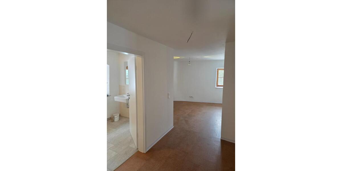 Etagenwohnung Greding - 2 Zimmer, 87 m&sup2;, 890&euro; | Angebot:24335382