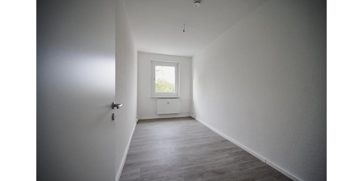 Etagenwohnung Löbau - 4 Zimmer, 69 m&sup2;, 381&euro; | Angebot:23327518