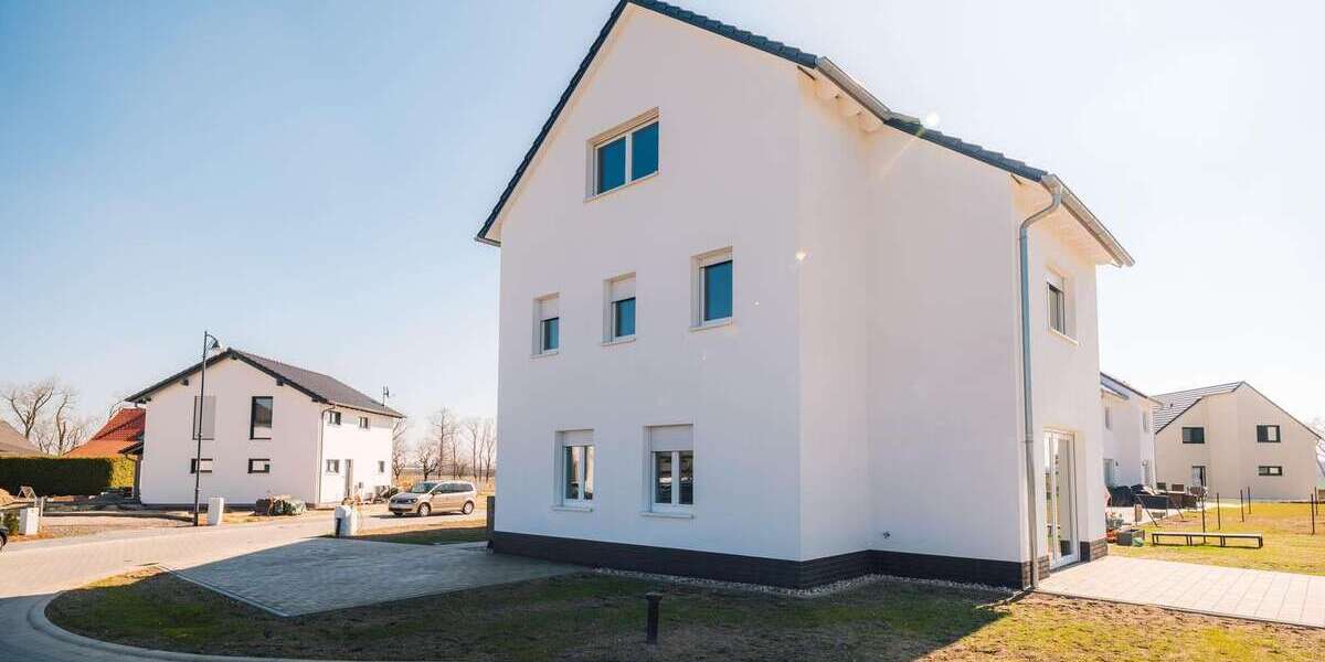Einfamilienhaus Jesewitz - 4 Zimmer, 135 m&sup2;, 1.595&euro; | Angebot:26032755