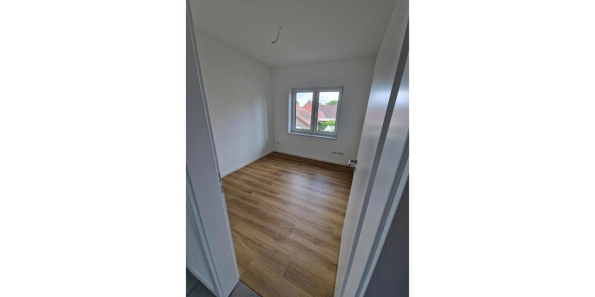 Dachgeschoßwohnung Bösel - 3 Zimmer, 70 m&sup2;, 680&euro; | Angebot:26600924