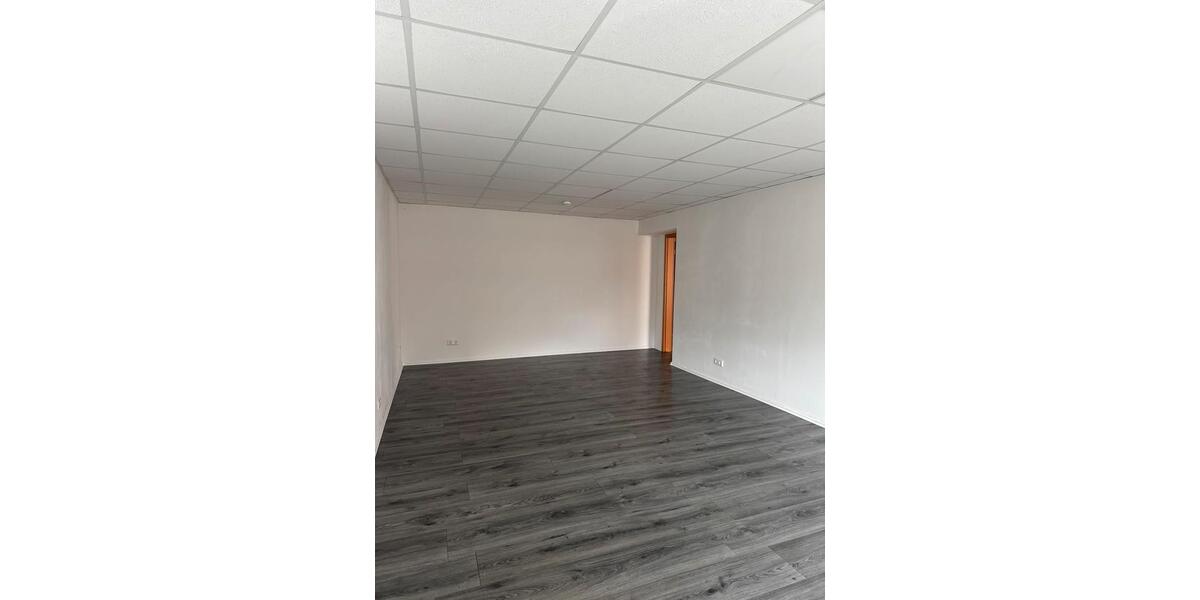 Wohnen auf Zeit Wilhelmshaven - 5 Zimmer, 165 m&sup2;, 300&euro; | Angebot:25956971