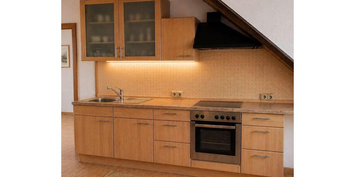 Dachgeschoßwohnung Gründau - 2 Zimmer, 95 m&sup2;, 800&euro; | Angebot:26623483