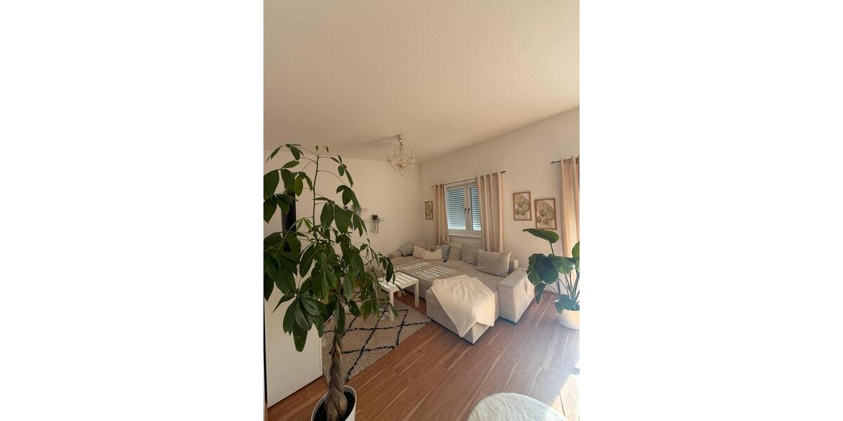 Dachgeschoßwohnung Kehl - 2 Zimmer, 60 m&sup2;, 960&euro; | Angebot:26330145