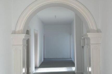 Wohnung Bielefeld Stieghorst - 6 Zimmer, 180 m&sup2;, 2.000&euro; | Angebot:26039374