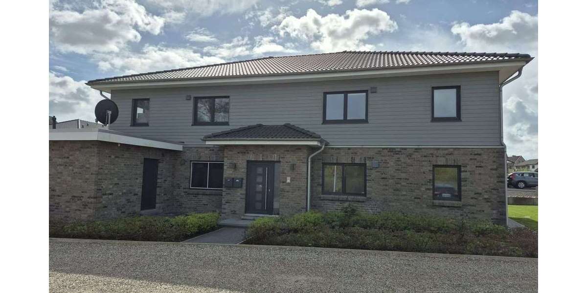 Etagenwohnung Heide - 3 Zimmer, 76 m&sup2;, 860&euro; | Angebot:26251284