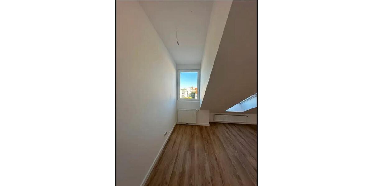 Dachgeschoßwohnung Berlin Charlottenburg-Wilmersdorf - 2 Zimmer, 50 m&sup2;, 1.519&euro; | Angebot:26704708