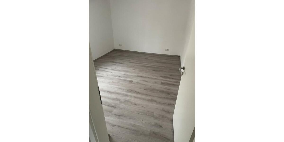 Etagenwohnung Schönwald - 3 Zimmer, 60 m&sup2;, 500&euro; | Angebot:26225095