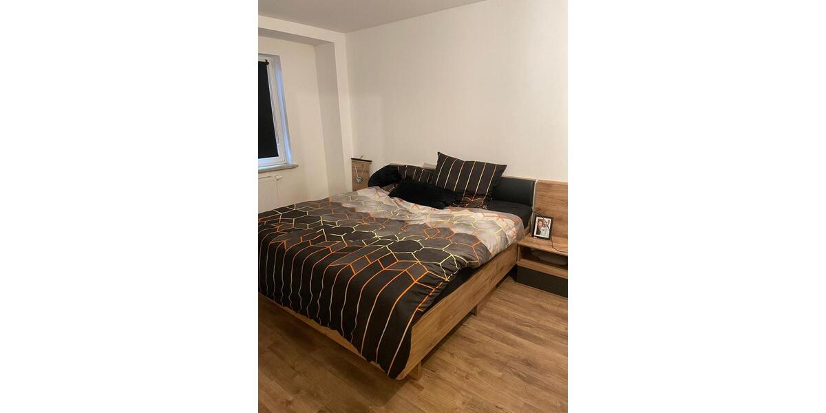 Etagenwohnung Kronach - 1 Zimmer, 68 m&sup2;, 680&euro; | Angebot:25292383