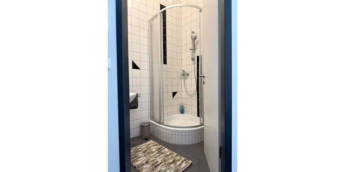Wohnen auf Zeit Ludwigsfelde - 5 Zimmer, 188 m&sup2;, 20&euro; | Angebot:23515395